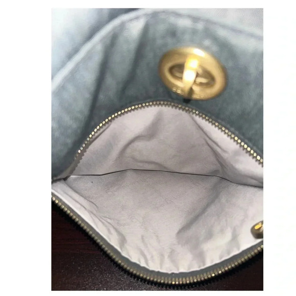 Baggallini Hanover Gray Crossbody Lightweight Bag Purse Medium Gold Hardware - Picture 6 of 8